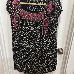 ODDY Shift Dress Size Medium (Fits like an XL)